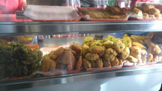 Acr Hot Roti & Doubles